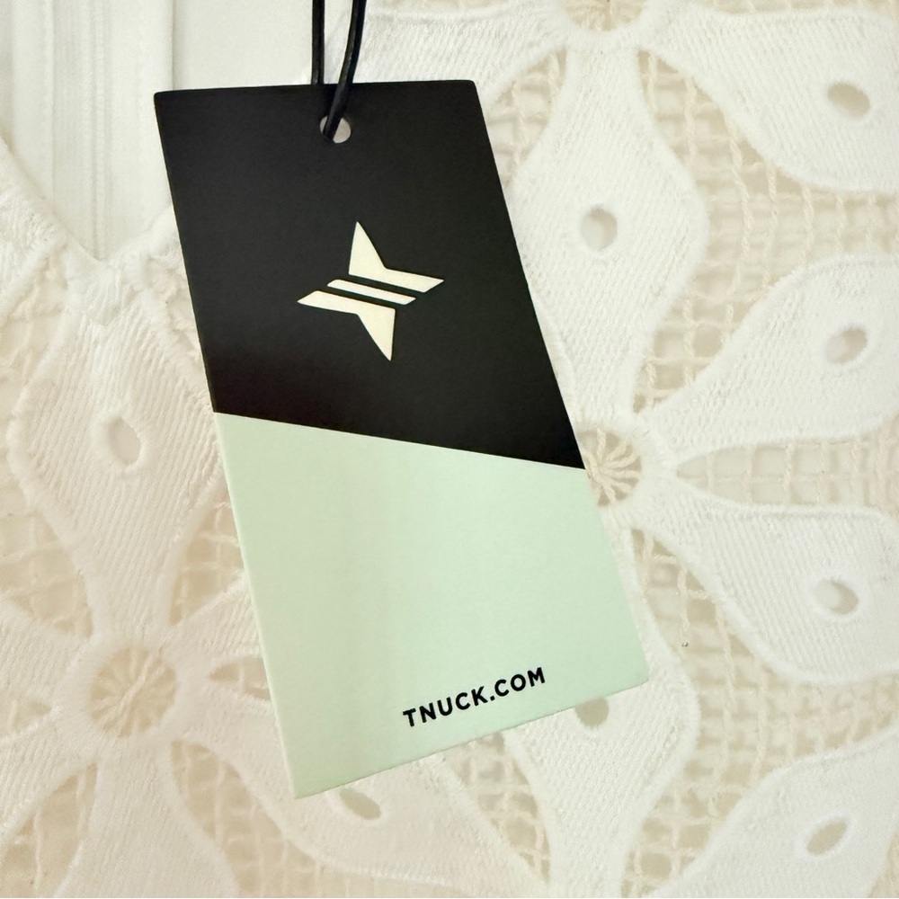 Tuckernuck White Lace Women's Dress - Picture 9 of 12